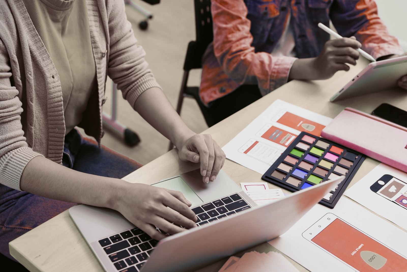 Expert UX/UI Design Services | Move Ahead Media